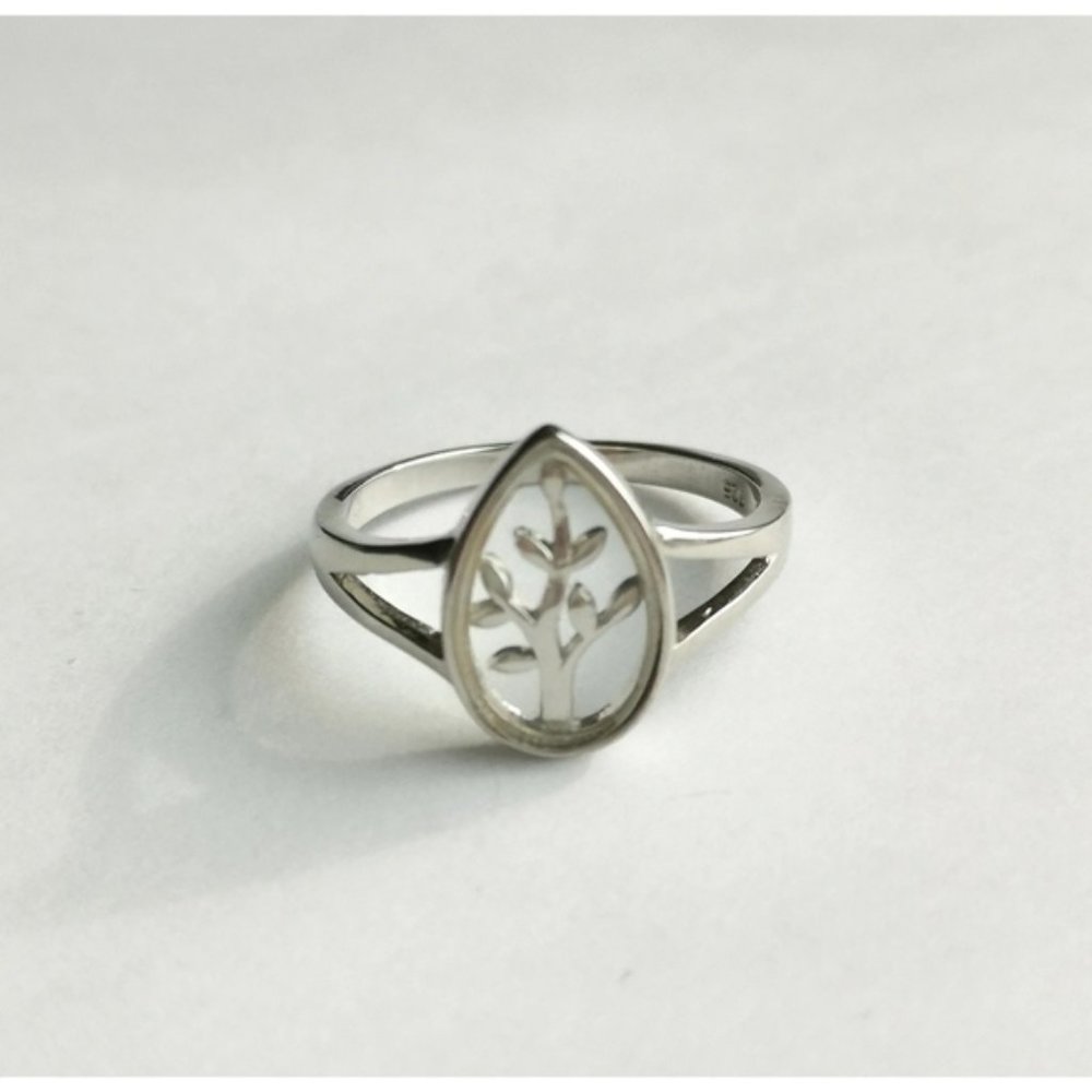 Tree of Life sterling silver window ring size 7.5